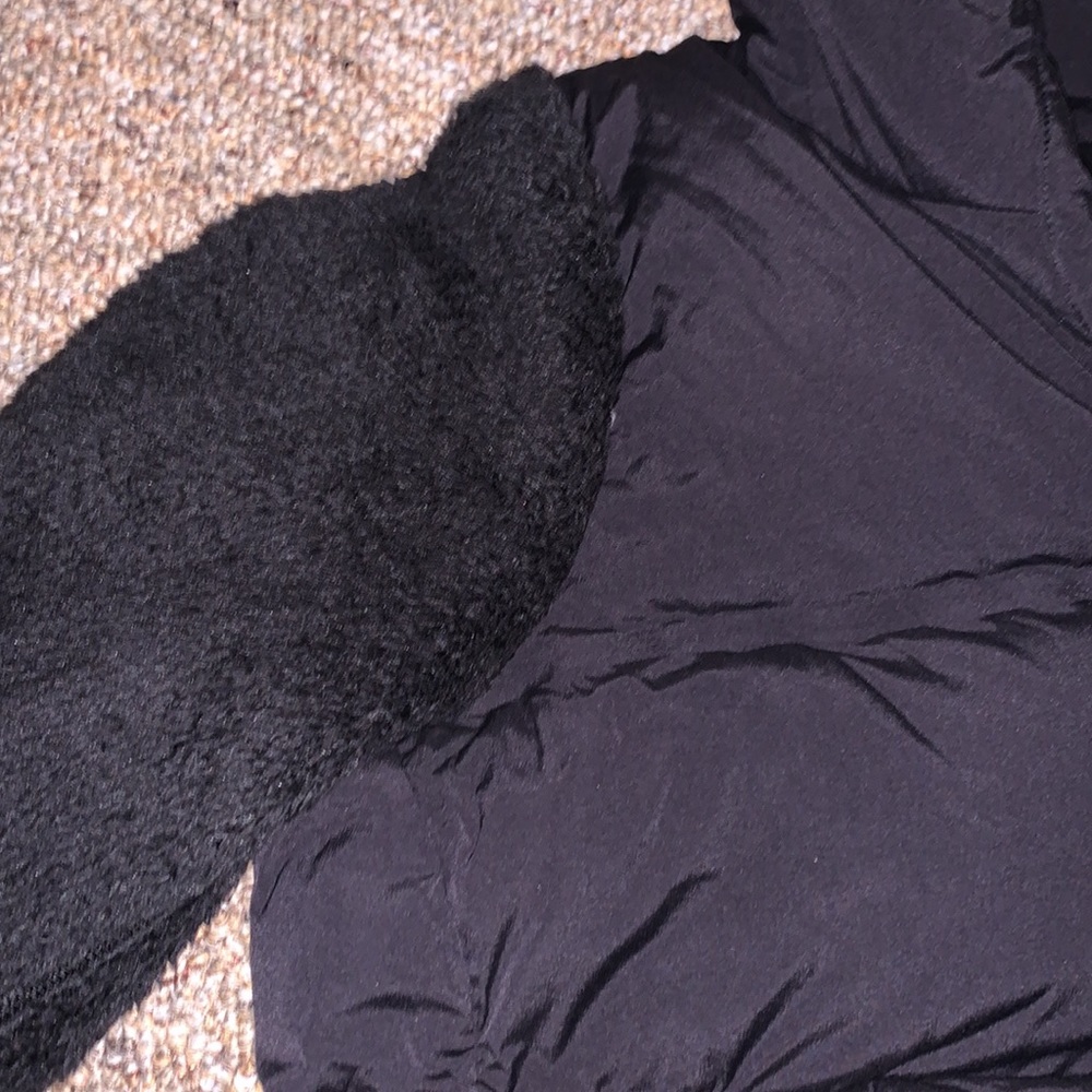 Lululemon jacket - Picture 3 of 3